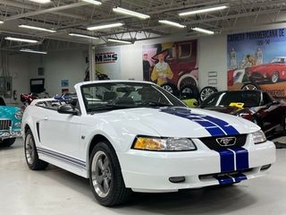 2000 Ford Mustang