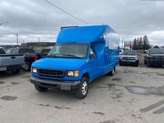 2001 Ford E350