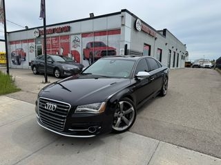 2013 Audi S8