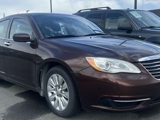 2013 Chrysler 200