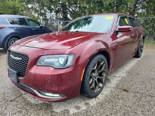 2018 Chrysler 300