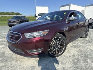 2019 Ford Taurus