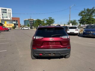 2020 Jeep Cherokee