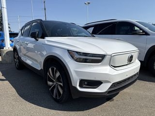 2021 Volvo XC40