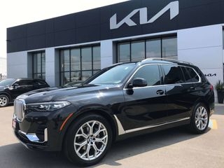 2022 BMW X7