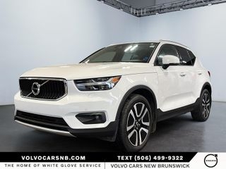2022 Volvo XC40