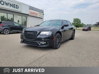 2023 Chrysler 300