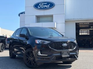 2023 Ford Edge
