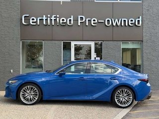 2023 Lexus IS