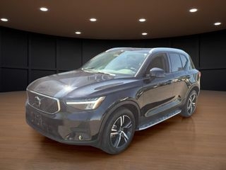 2023 Volvo XC40