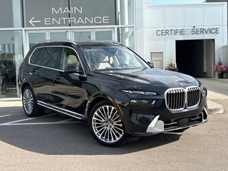2024 BMW X7