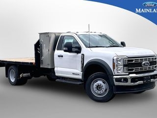 2025 Ford F-600