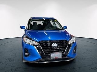 2025 Nissan Kicks