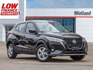 2025 Nissan Kicks
