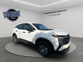 2025 Nissan Kicks