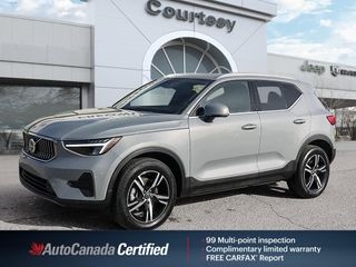 2025 Volvo XC40