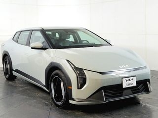 2026 Kia EV4