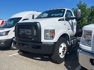 2027 Ford F-650